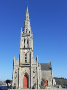 Église Saint Pierre et Saint Paul à Pluneret